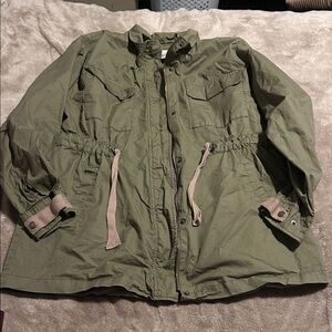 Olive Green Utility Jacket universal thread EUC